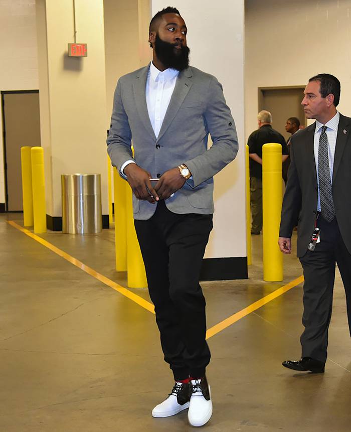 2015-0504-James-Harden-GettyImages-472172096_master.jpg